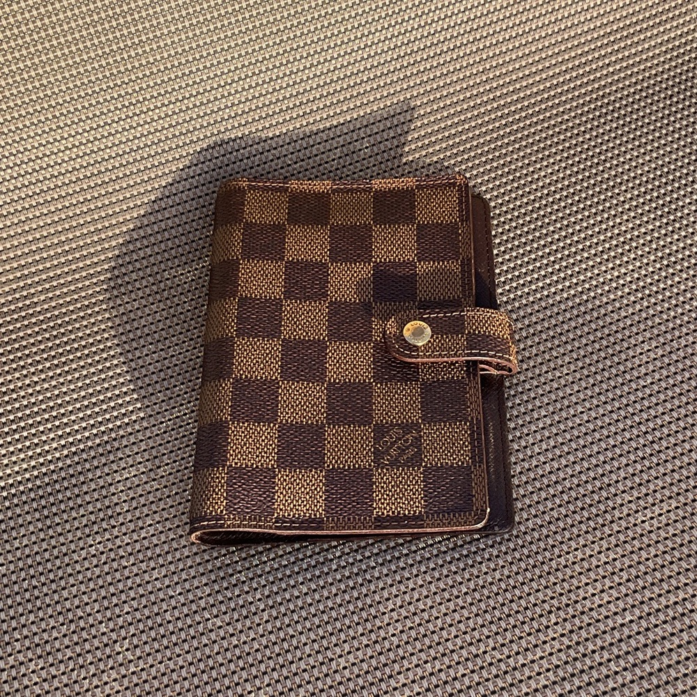 Louis Vuitton Agenda PM Ebene Planner with Gold Accents - Picture 3 of 13